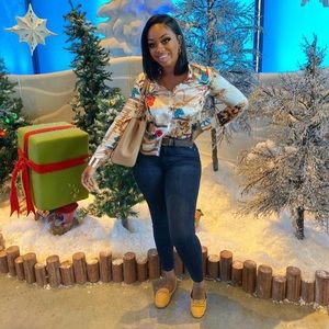 DETAILED SILK BLOUSE